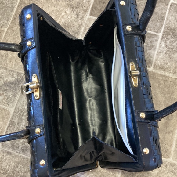 SOLD Vintage woven handbag - Picture 5 of 9